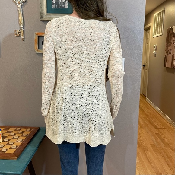 Lightweight cream knit tunic - Picture 8 of 10